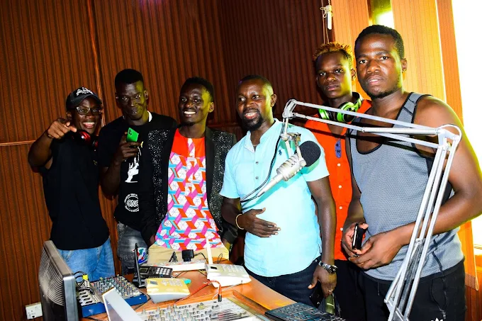 Nara24 FM Team