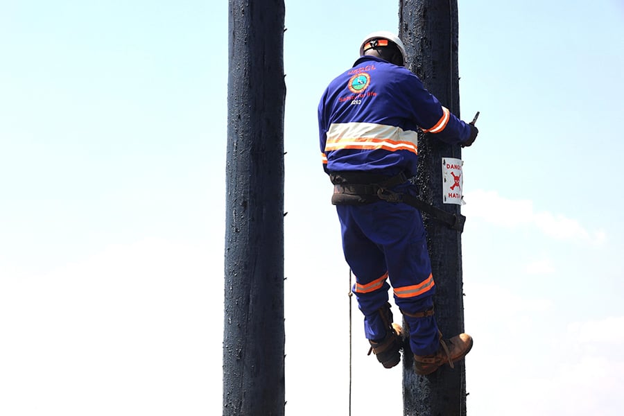 UEDCL Retains Bulk of Umeme Workforce, Seeks New Talent for Grid Transformation