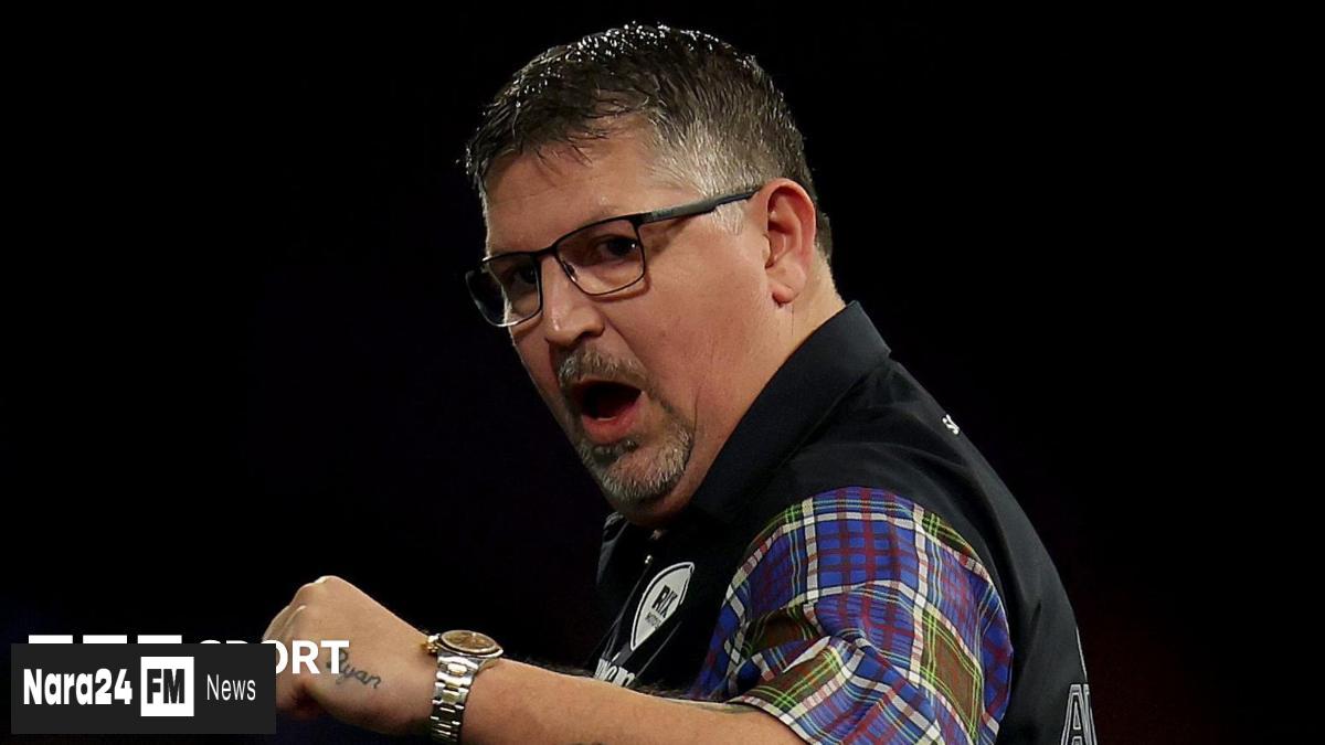 Gary Anderson Survives Scare to Advance in World Darts Championship