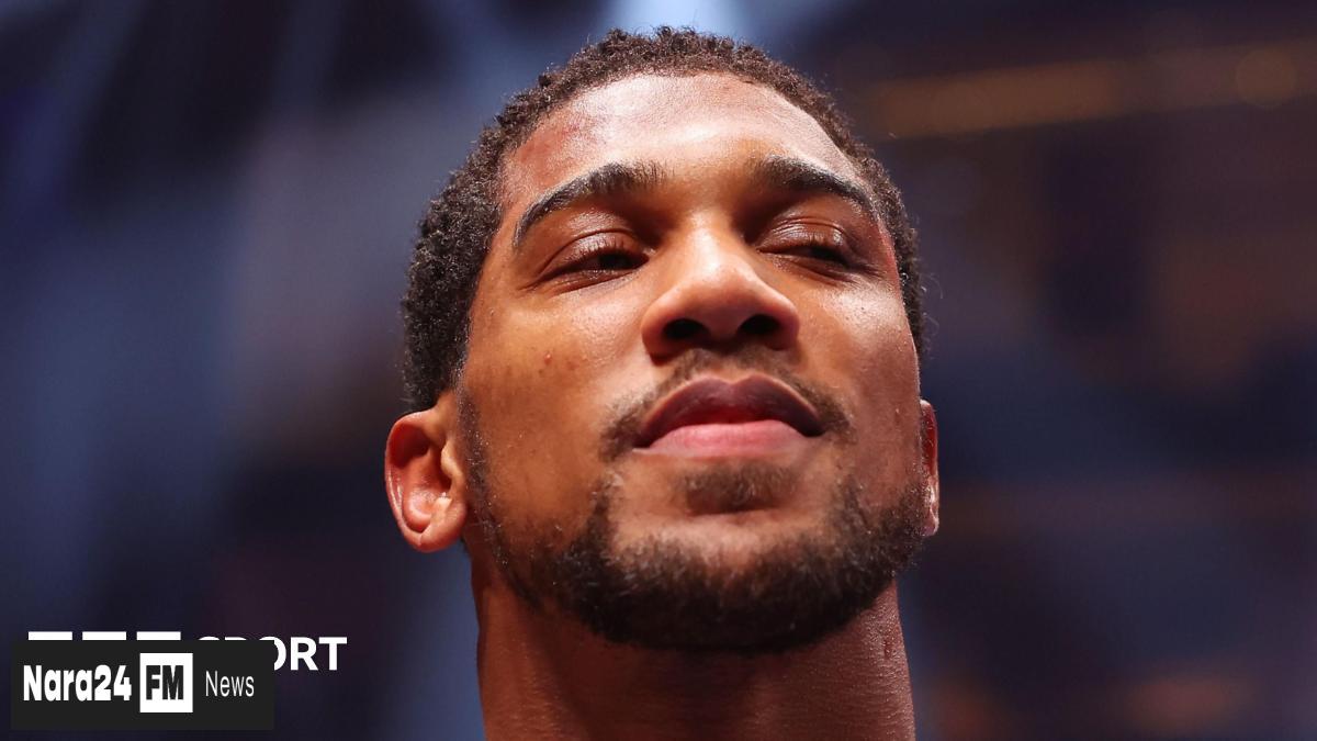 Joshua Accepts Paul's Challenge Despite Warnings