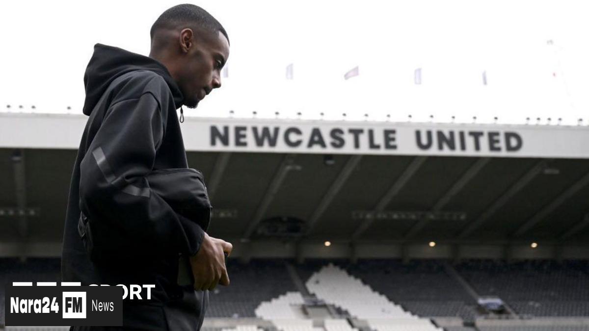 Newcastle United's High-Stakes Transfer Saga: Isak's Departure and Squad Unity Tested