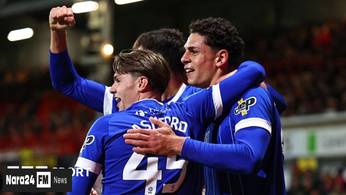 Cardiff City Edges Past Wrexham in Epic EFL Cup Showdown