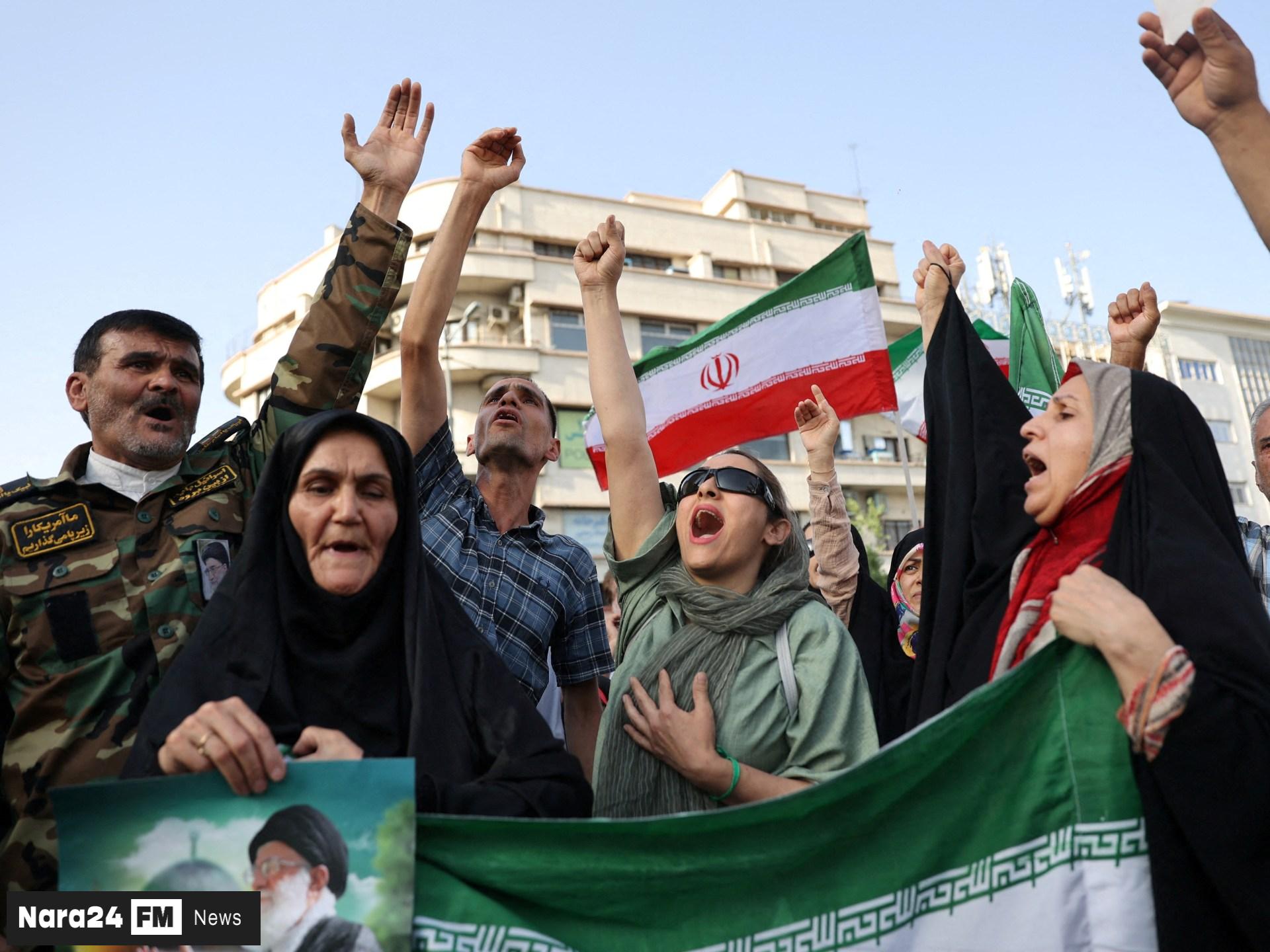 Tehran Threatens Retaliatory Strikes as Trump Suggests Iranian Regime Change