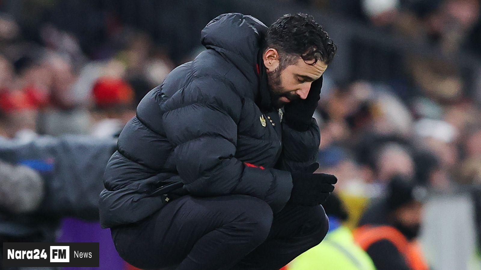 Manchester United: Gary Neville Urges Club to Stick to Traditional Style