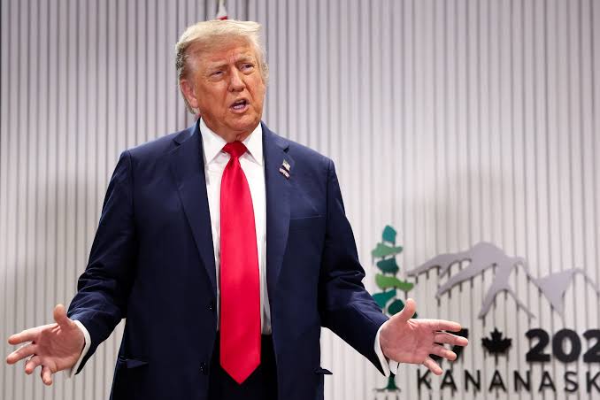 Trump's Iranian Gambit: Escalate, Hold, or Withdraw Amid Crisis
