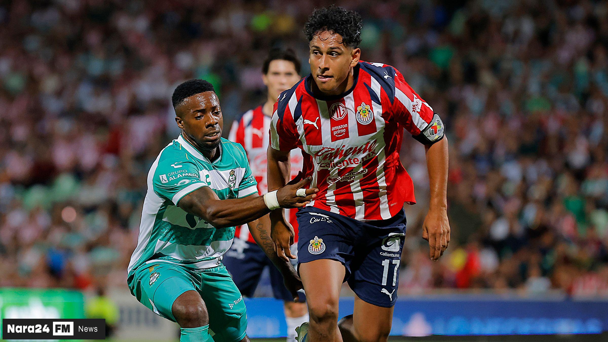 Luis Romo Vows Loyalty to Coach Gabriel Milito Amid Chivas' Struggles in Apertura 2025