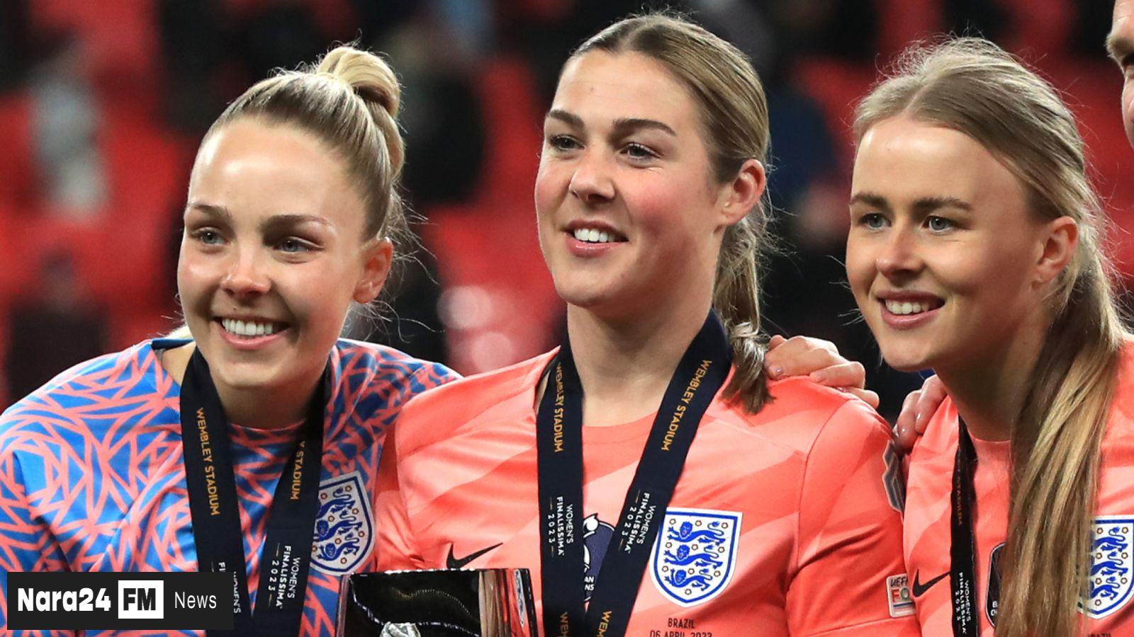 Mary Earps: Behind-the-Scenes Tensions and Retirement Revelations**

**