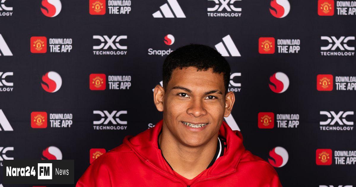 Manchester United Secures Diego Leon as Second Summer Signing