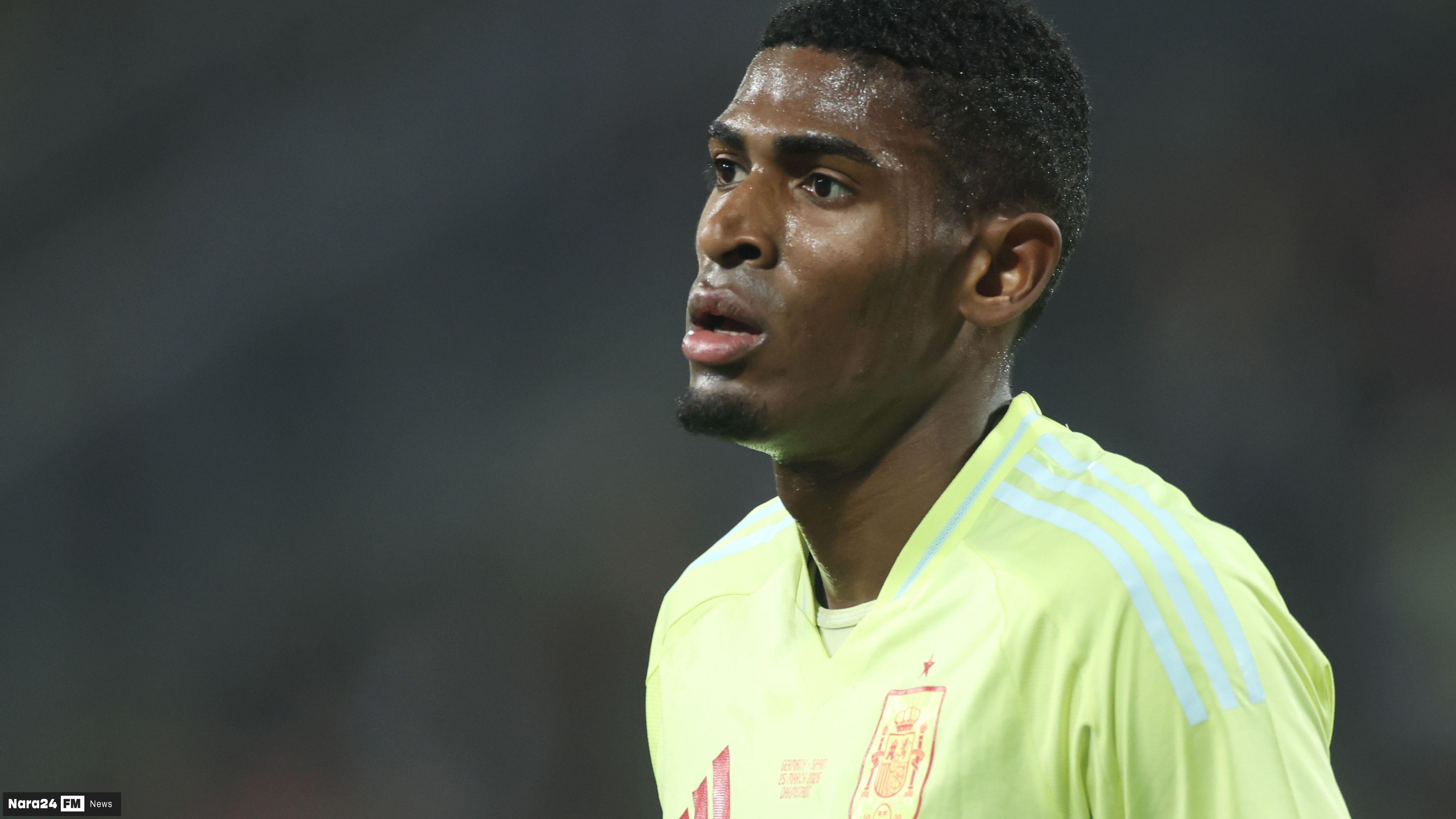 Cristhian Mosquera Bids Farewell to Valencia Amid Arsenal Transfer Rumors