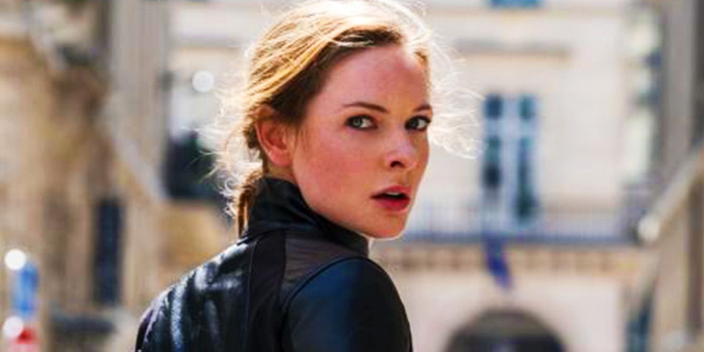 emily-blunt-sends-out-response-after-rebecca-ferguson’s-“idiot”-co-star-story-sparks-speculation